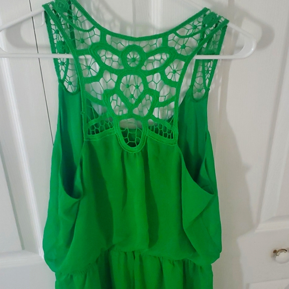 Green Express cinched waist green dress with crochet back - Picture 2 of 3
